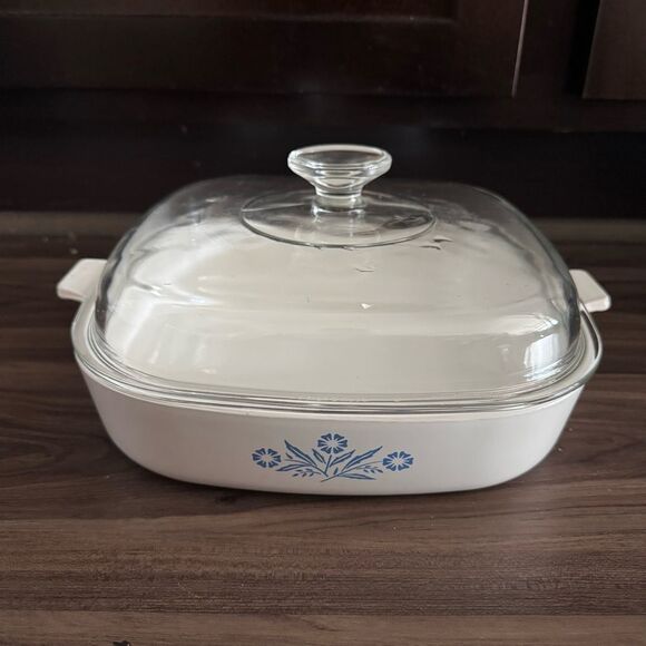 Vintage Corning Ware Cornflower Blue Baking & Cookware 8 Piece Set Lids & Handle - Picture 5 of 16